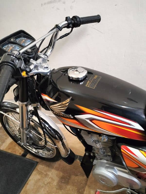 Honda CB 125 2