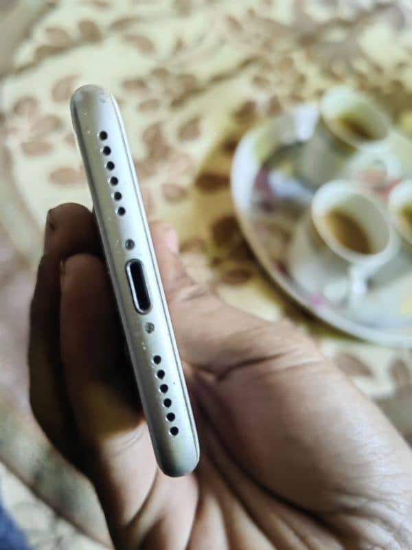 I phone 8 2