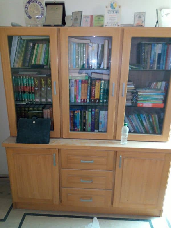 Book shelf. 03332175236 0