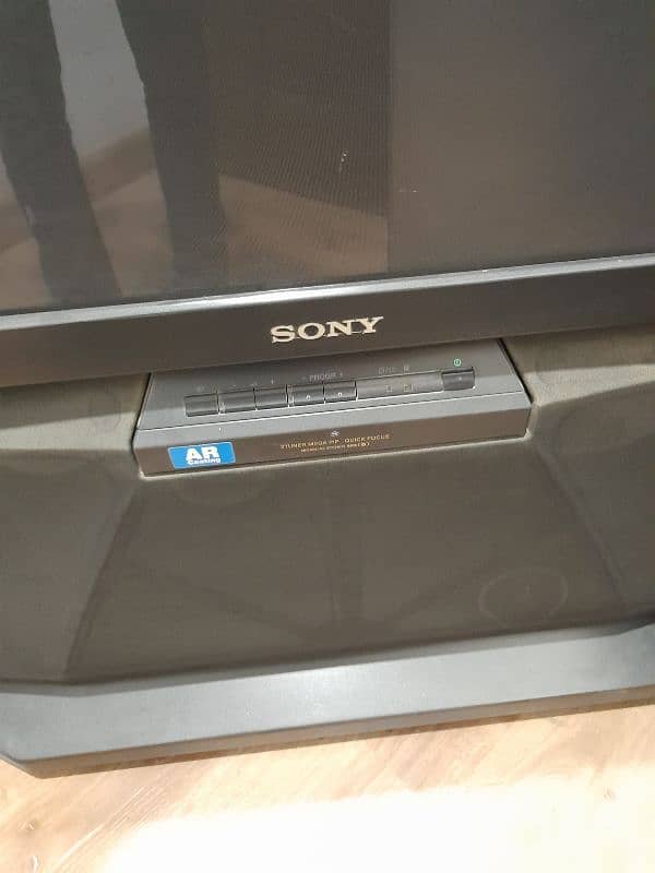 Sony 48 inch Tv v. good condition 4