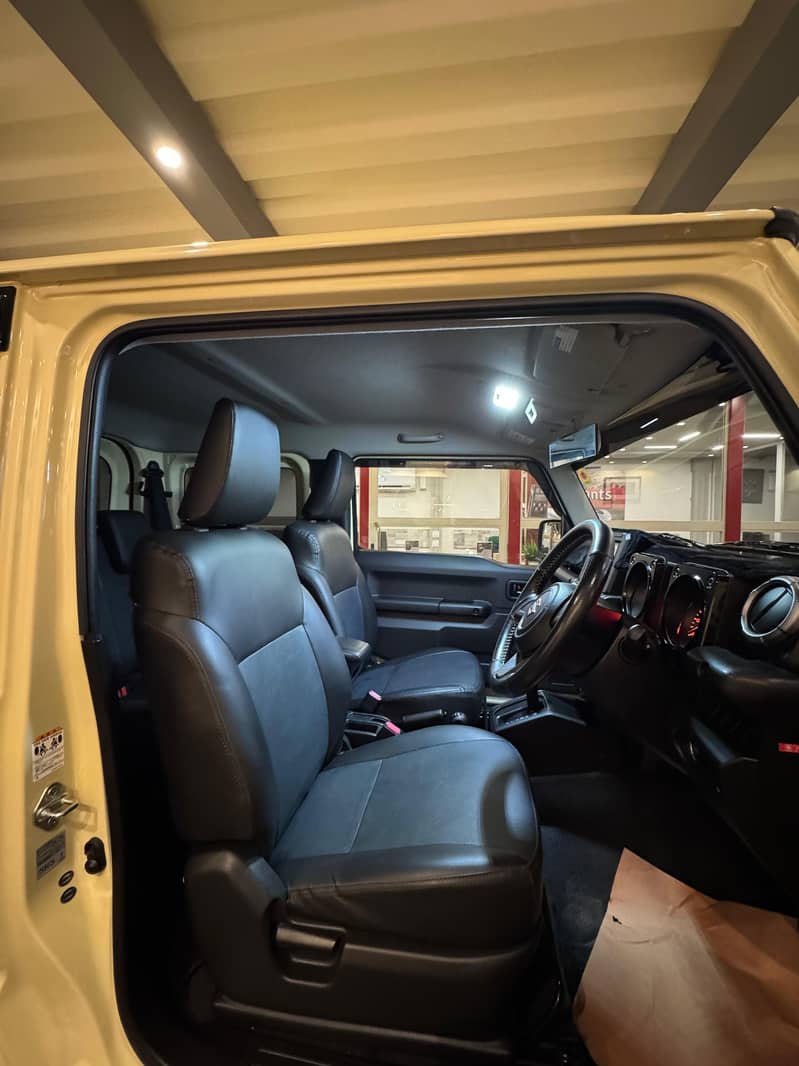 Suzuki Jimny 2018 XL 7