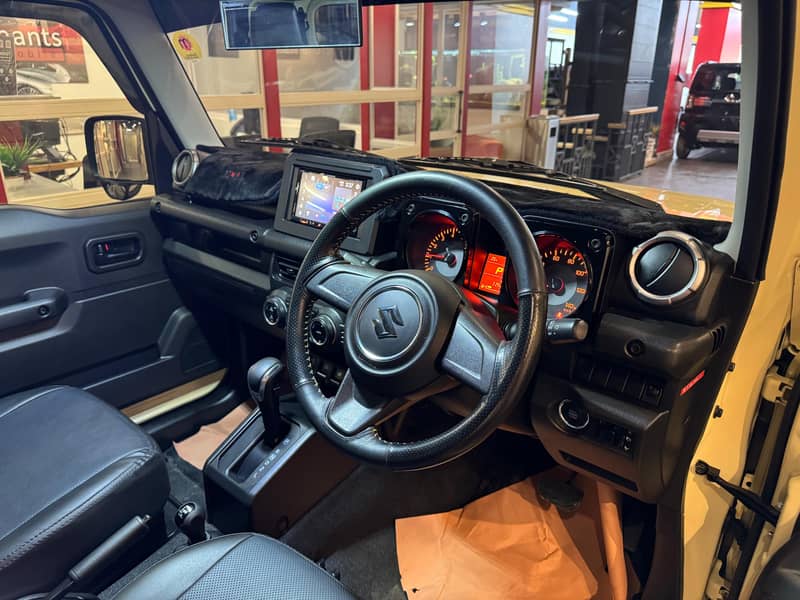 Suzuki Jimny 2018 XL 8