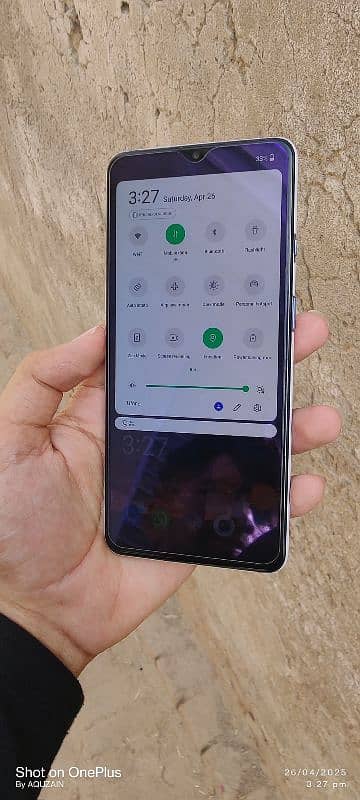 OnePlus 7t  back crack 2