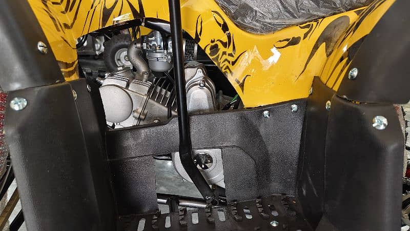 125cc Reverse Gear Hummer Jeep Atv Quad Bikes Delivery In All Pakistan 10