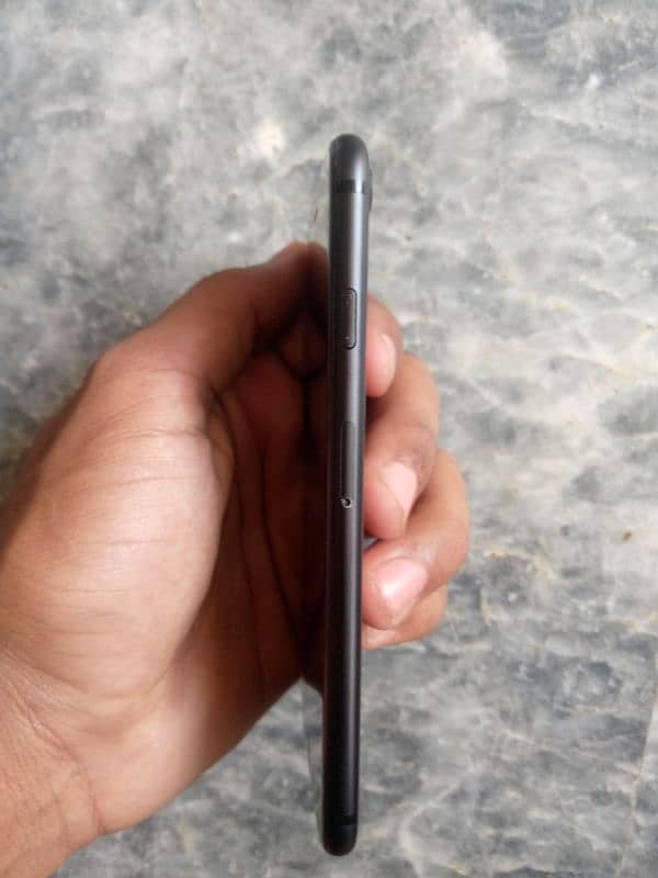 Iphone 7 for sale 3
