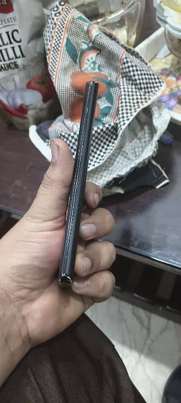 Motorola edge plus 12/256 7