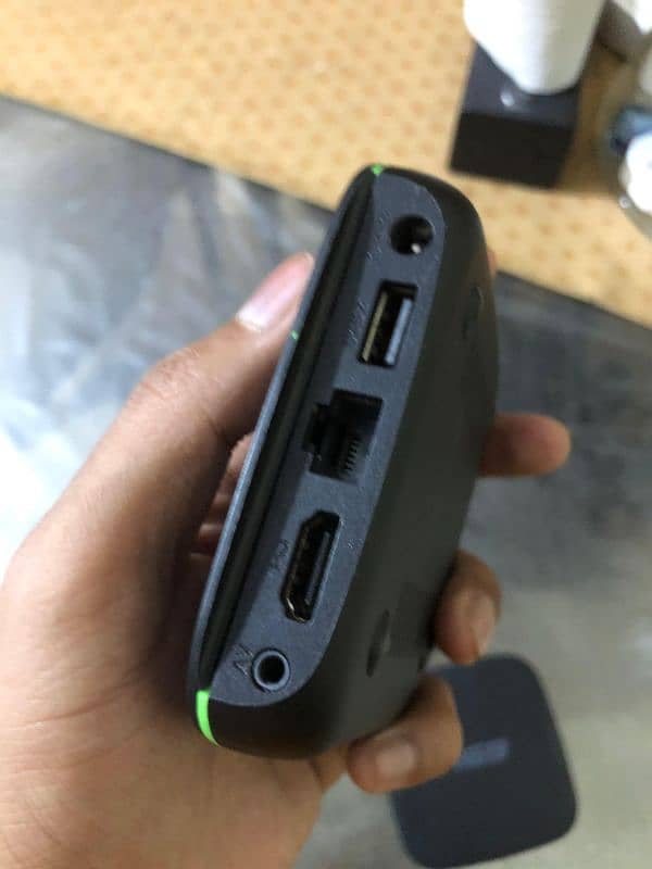 R69 Android Tv Box 4GB 64GB 1