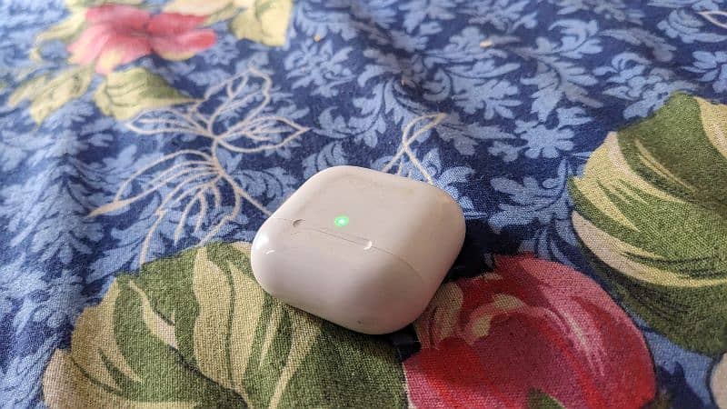 Airpods #4 imported gen 3 0