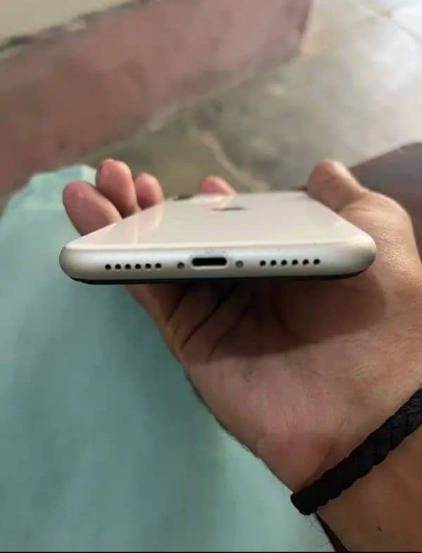 iphone 11 0