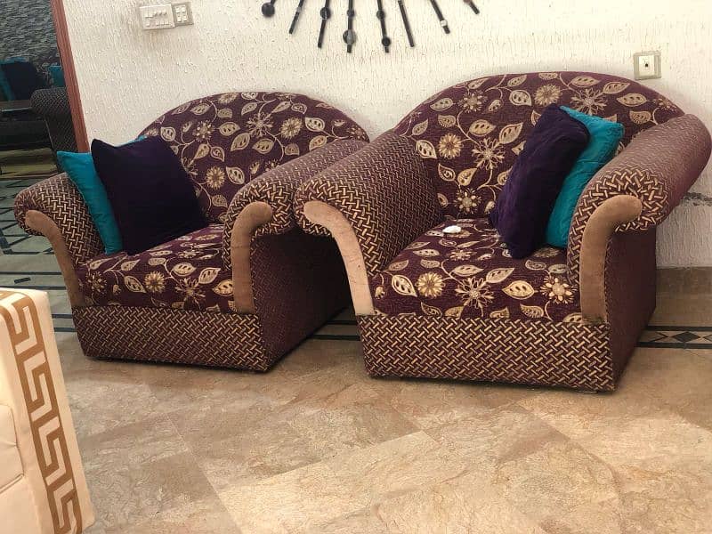 7 seater sofa 0