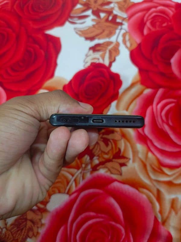 Motorola Edge Plus 5