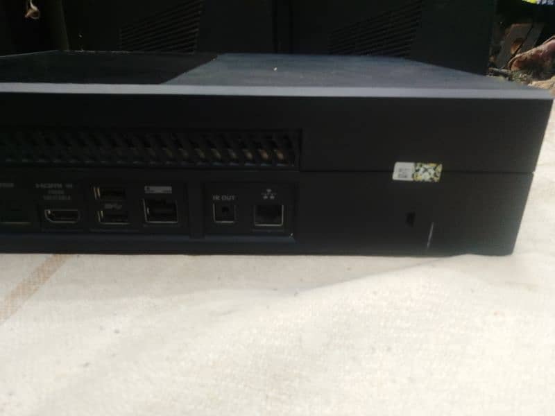 Xbox One 500 GB complete set 3