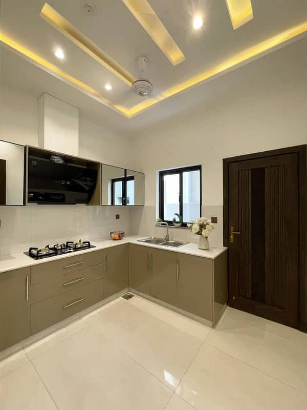Masterpiece Living Awaits: 5-Marla Elegant Bungalow with 3 Beds, Drawing, Dining & TV Lounge at a Hot Location in DHA Phase 9 Town! 19