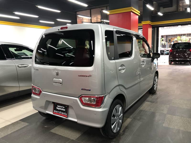 Suzuki Wagon R 2022 FX-PUSH 9