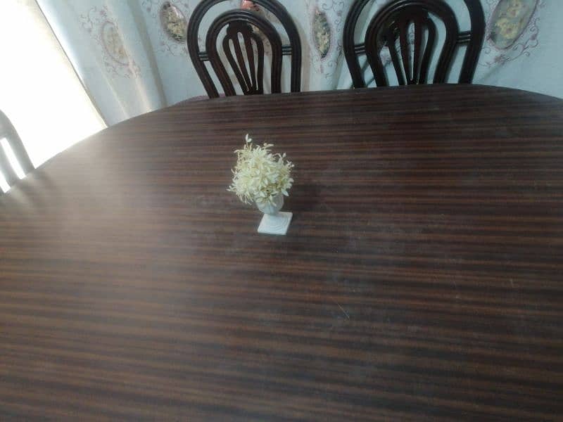 used Dining table good condition 0