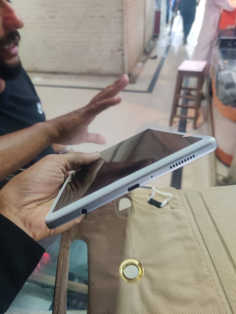 Samsung Galaxy tab a7lite 0