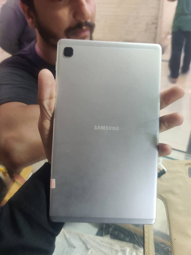 Samsung Galaxy tab a7lite 1