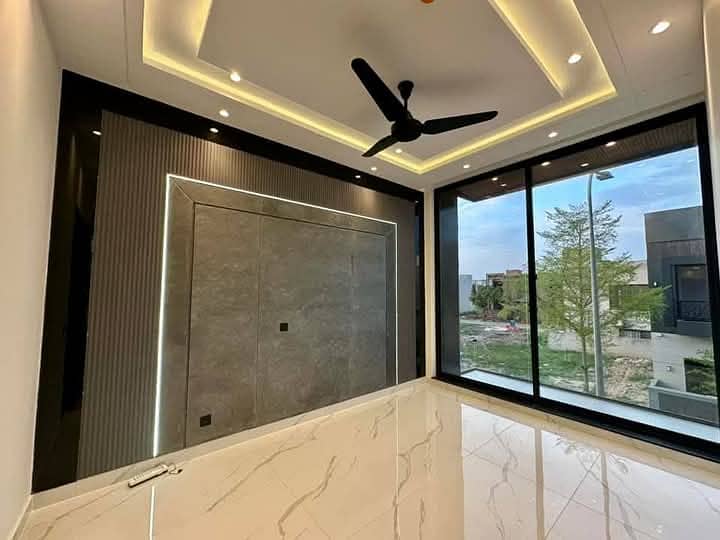 Affordable Sophistication: 5-Marla Bungalow for Sale Featuring Prime Location, Elegant 3-Bed Layout & Modern Comforts in DHA Phase 9 Town! 3