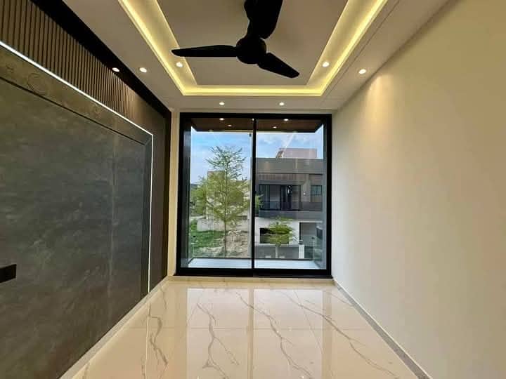 Affordable Sophistication: 5-Marla Bungalow for Sale Featuring Prime Location, Elegant 3-Bed Layout & Modern Comforts in DHA Phase 9 Town! 4