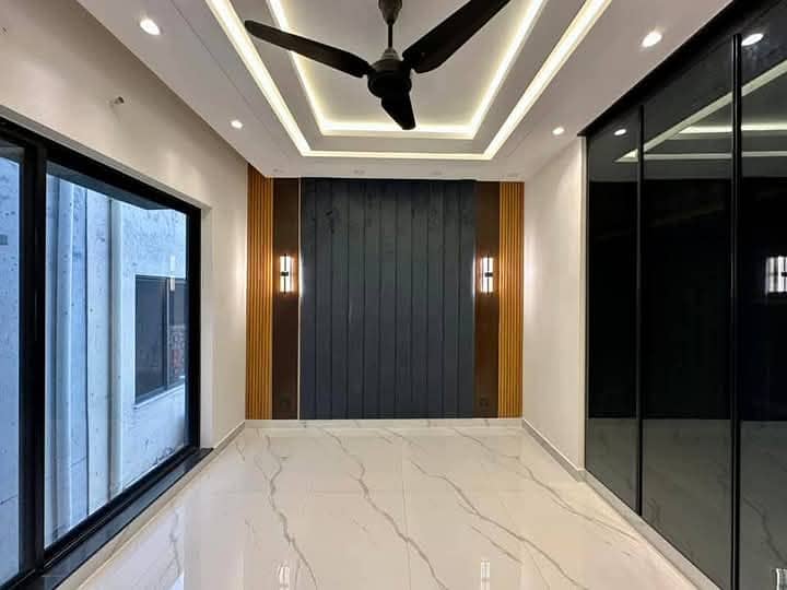 Affordable Sophistication: 5-Marla Bungalow for Sale Featuring Prime Location, Elegant 3-Bed Layout & Modern Comforts in DHA Phase 9 Town! 10