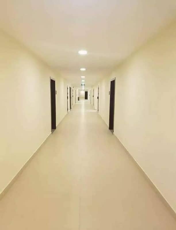 950 Sq Ft Bahria Apartment for Sale in Precinct 19 Key in Hand Prime Location! 2