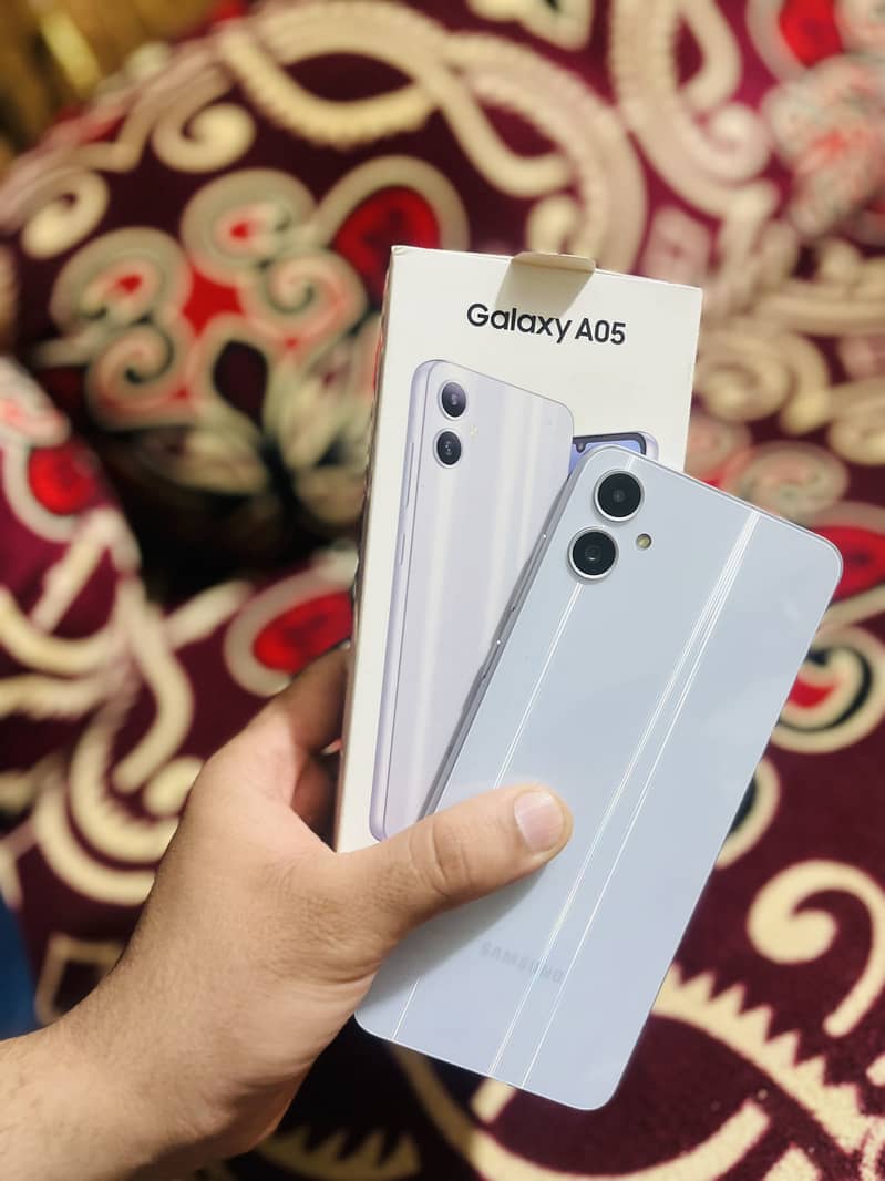 Samsung A05 6gb128gb box and Complete accessories 0