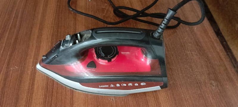 steam iron 3