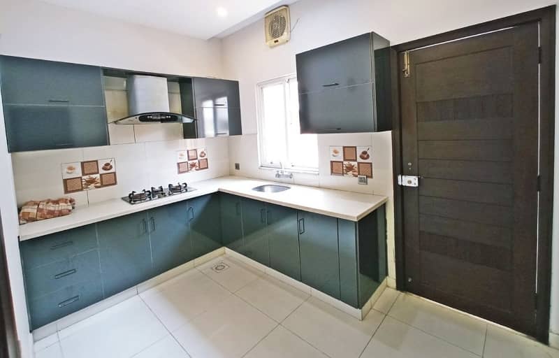 5 Marla Luxury Full House Available For Rent In DHA Phase 5,Block D. 15