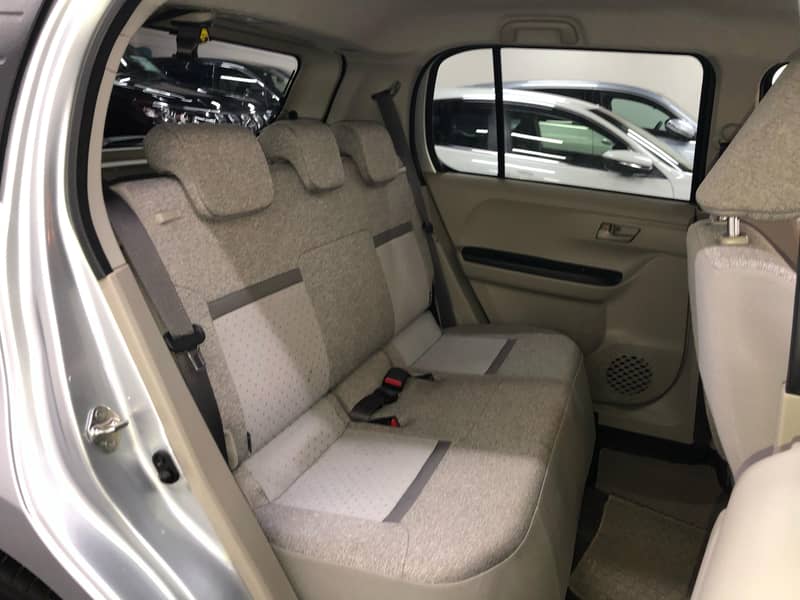 Toyota Passo 2021 XL-S 8