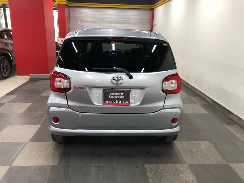 Toyota Passo 2021 XL-S 10