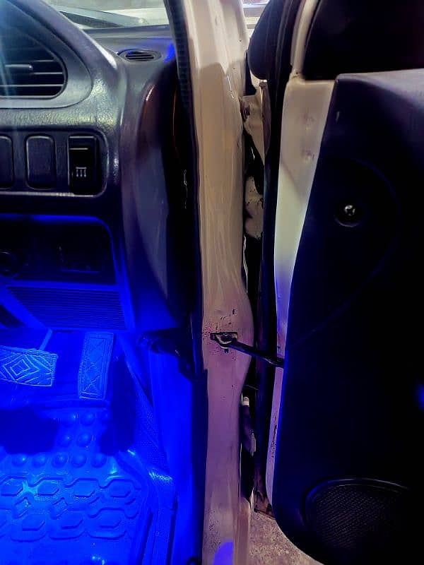 Daihatsu Cuore 2010 4