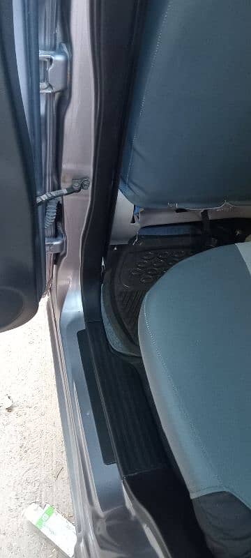 Suzuki Wagon R 2019 16