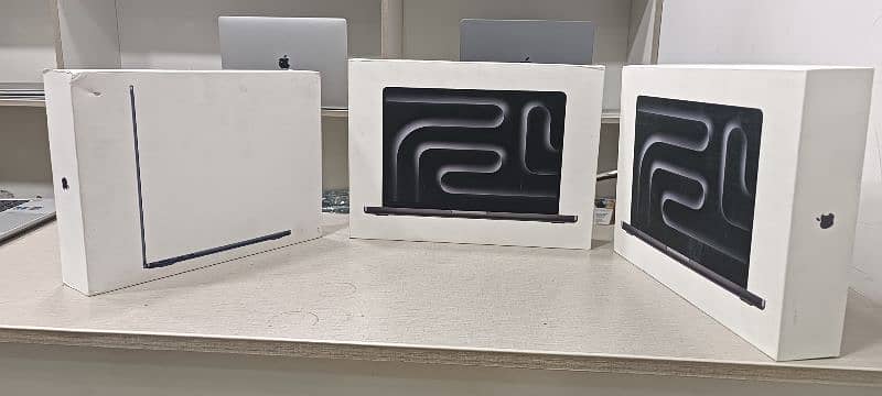 Macbook Air M4 2024 13.3" 16/256 Sealed box pack 0