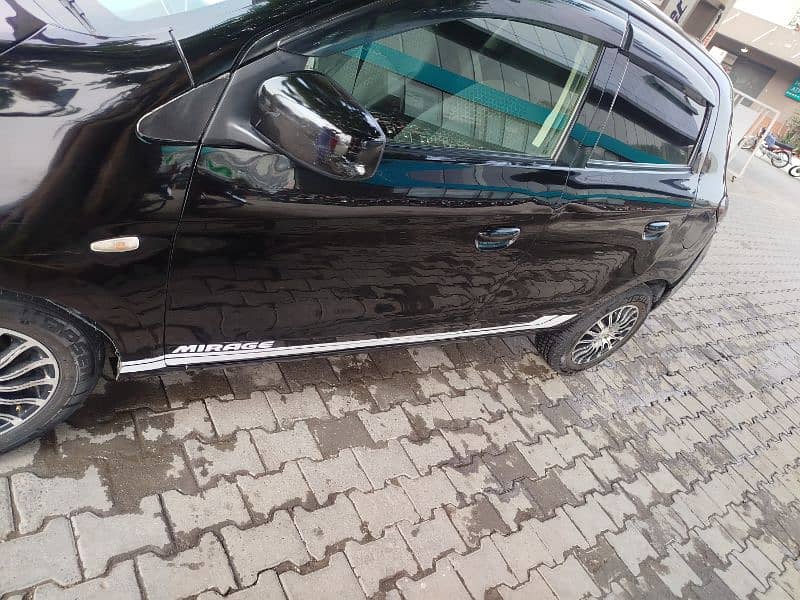 Mitsubishi Mirage 2018 3