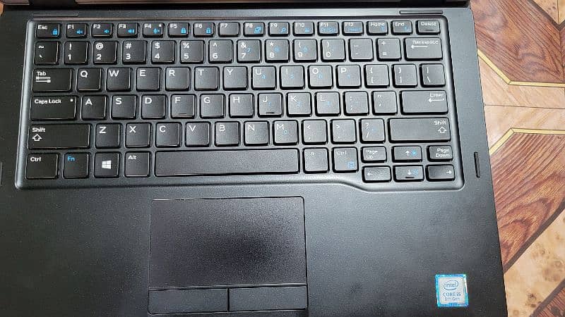 Latitude 7390 2 in 1 2