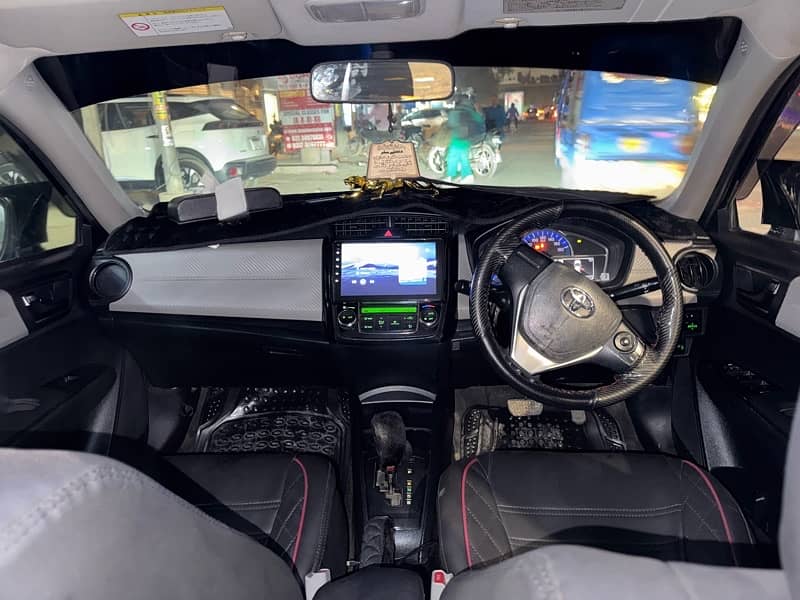 Toyota Corolla Axio 2014 9
