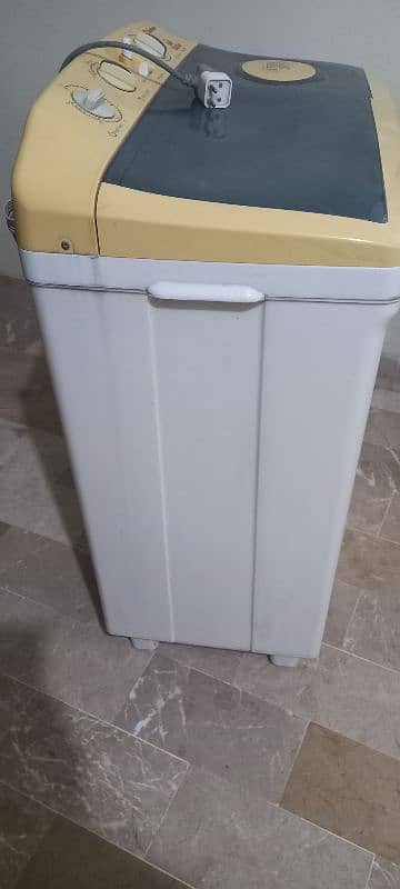Washing machine with dryer 5