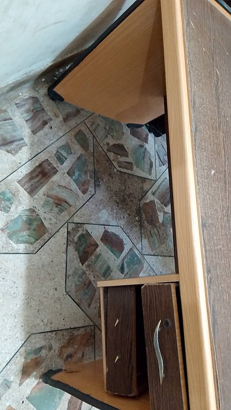 Office tables for computer and laptop 5