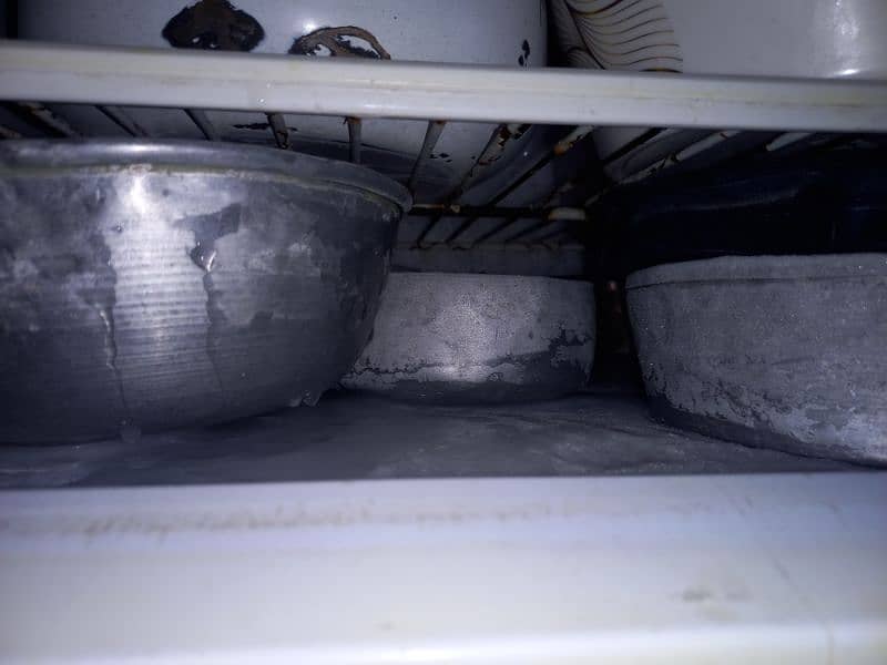 PEL refrigerator and freezer medium size good cooling and condition 6