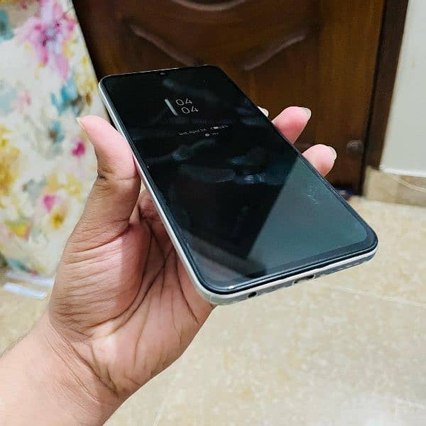 Infinix note 11 6/128gb complete box 6