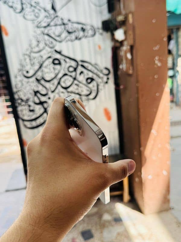 iphone 13 Pro Max 128GB JV 100 Health 1