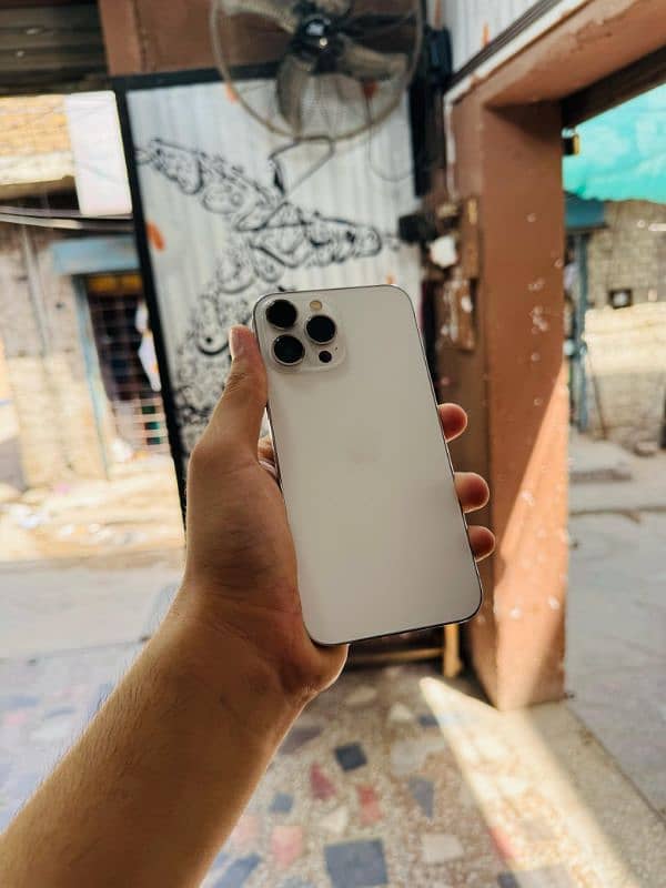 iphone 13 Pro Max 128GB JV 100 Health 4