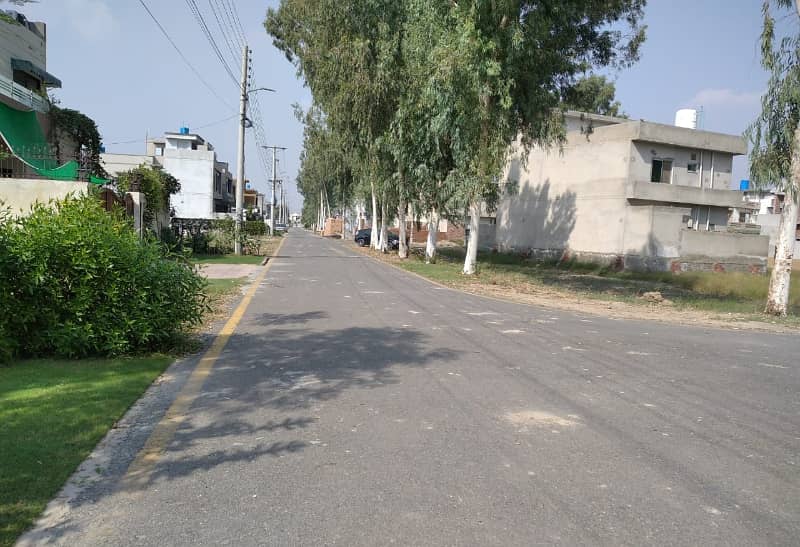 10 Marla Residential Plot For Sale In F Block, Central Park Housing Scheme, Lahore 19