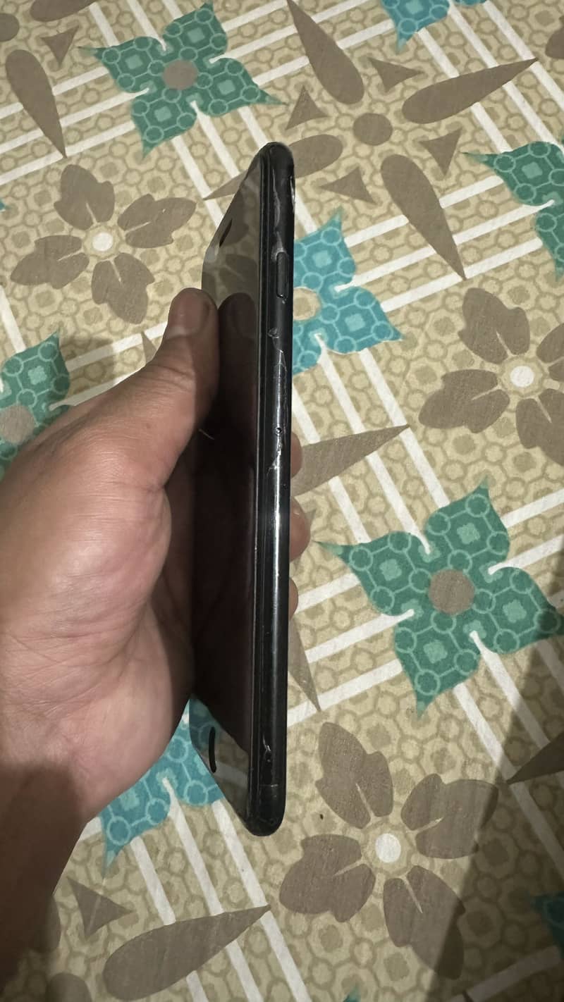 Iphone 7 plus jet black 1