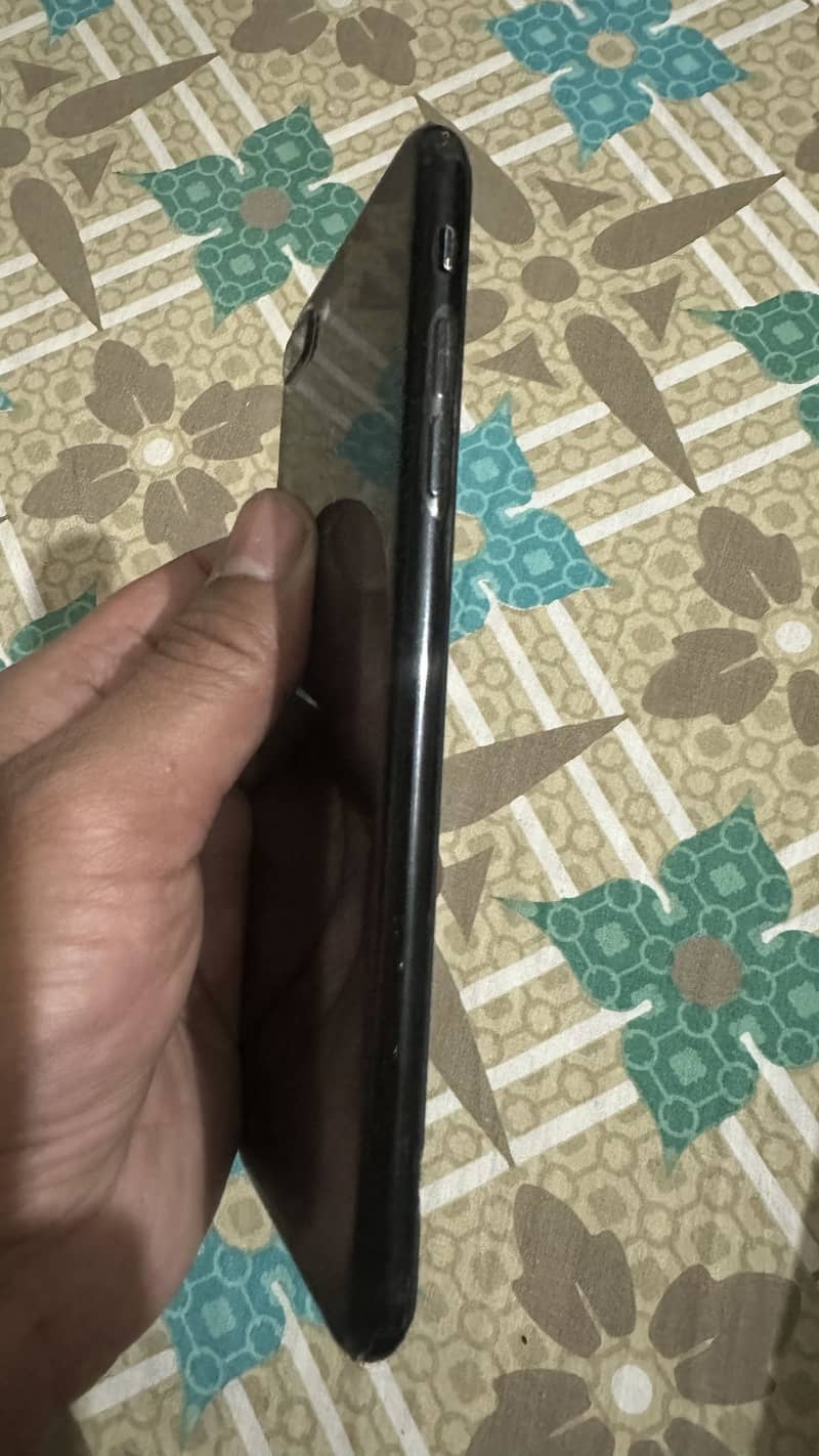 Iphone 7 plus jet black 2