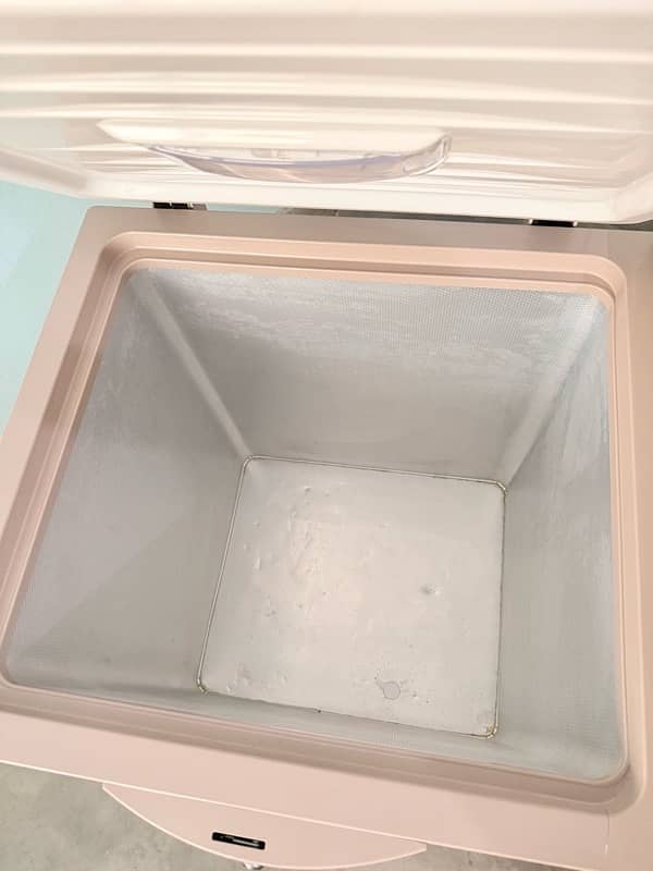 DAWLANCE HORIZONTAL REFRIGERATOR SIGNATURE SERIES 6