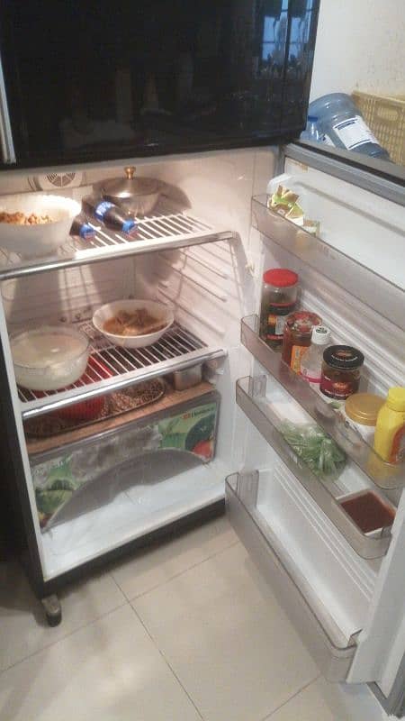 DAWLANCE REFREGERATOR 0