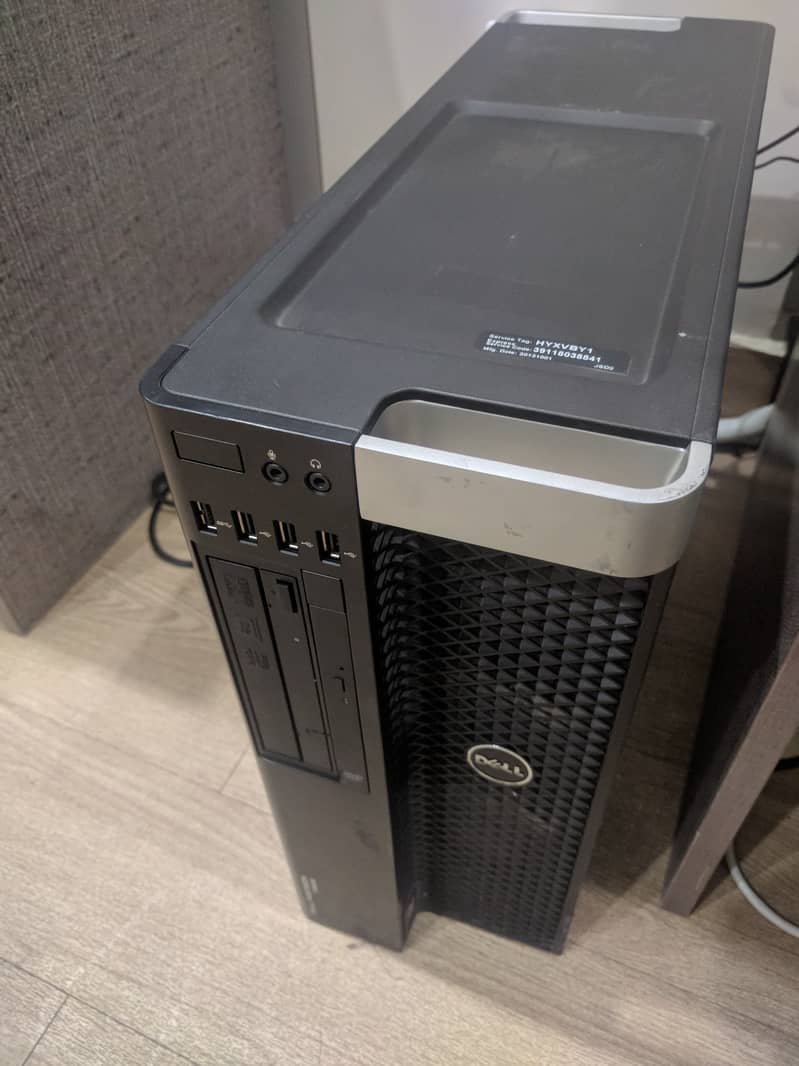 Server PC Along with LCD, Keyboard & Mouse. Complete Set 0