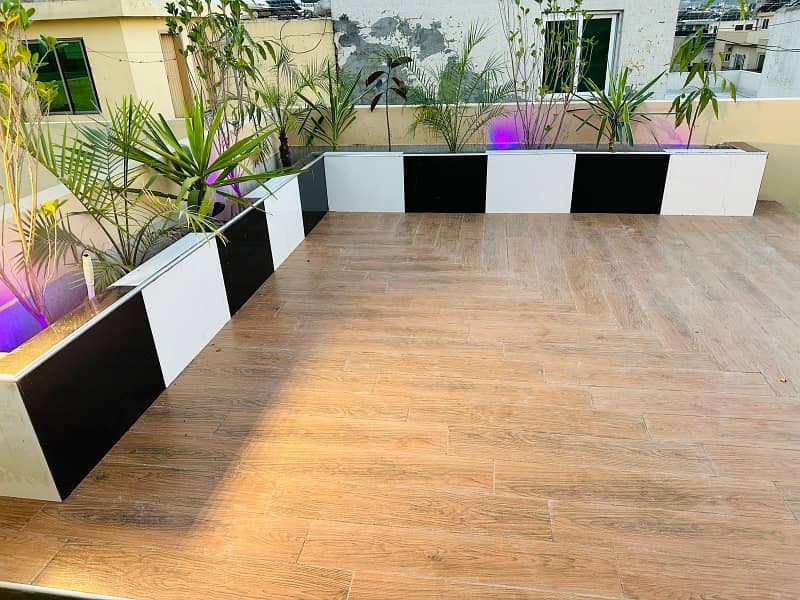 Prime Location 10 Marla Upper Portion Available For Rent 10