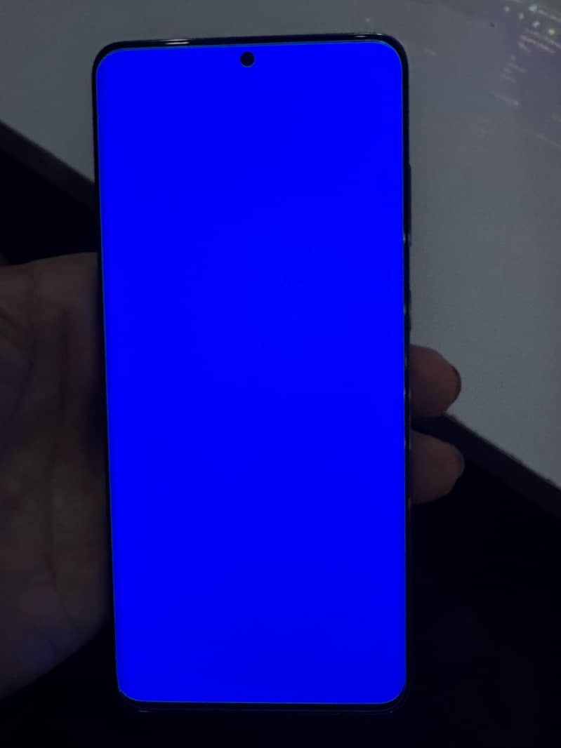 Samsung Mobile S20 Plus 9
